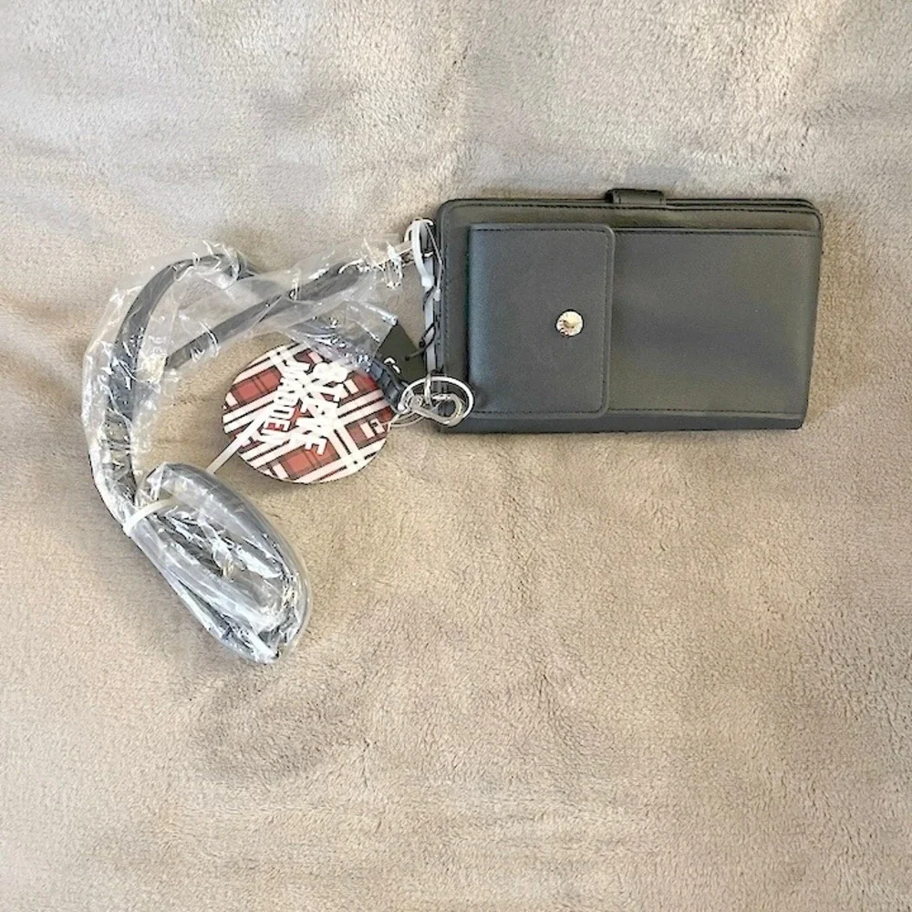 Steve Madden‎ Women Black Faux Leather Crossbody Wallet Phone Case Purse NWT